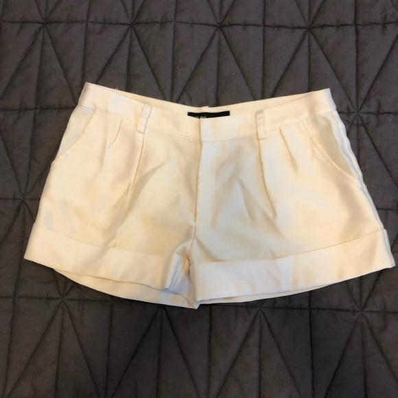 White Pleated Shorts - Picture 1 of 8